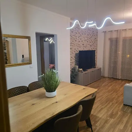 Quarto Em Coimbra Com Casa Banho Compartilhada Exterior photo